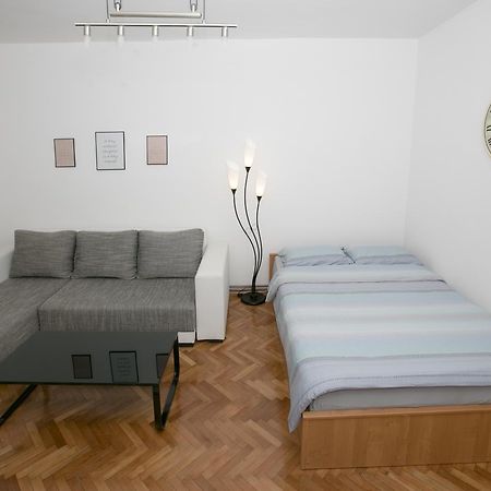 Downtown 3 Bedroom Apartment Sarajevo Exterior photo
