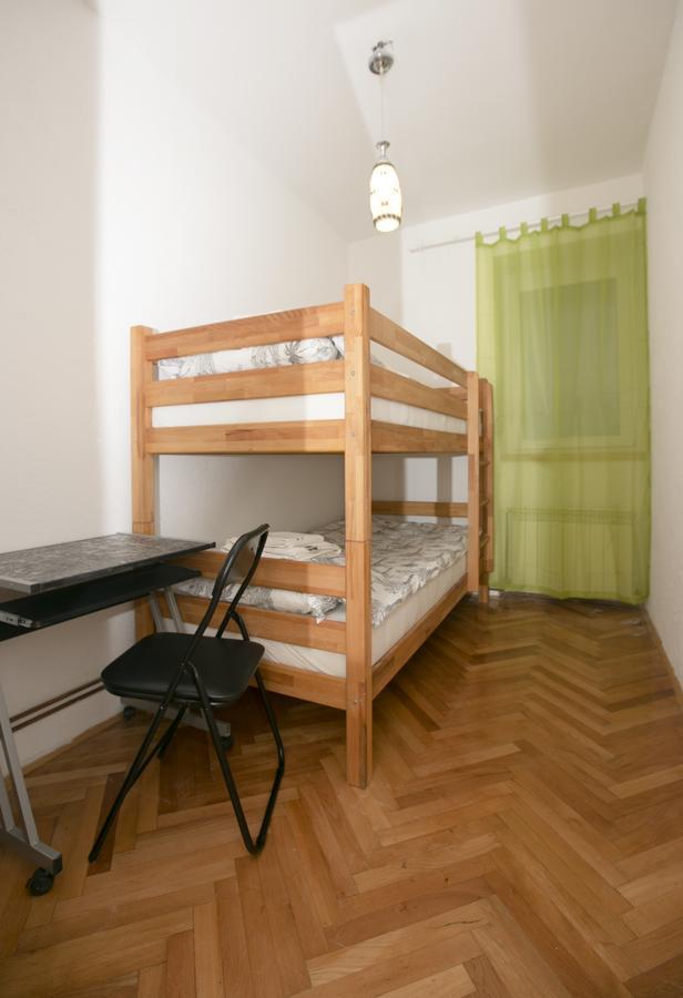 Downtown 3 Bedroom Apartment Sarajevo Exterior photo