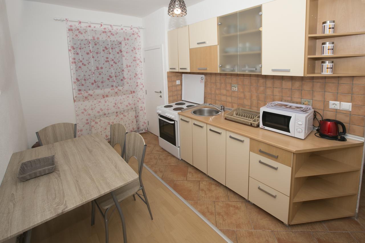 Downtown 3 Bedroom Apartment Sarajevo Exterior photo