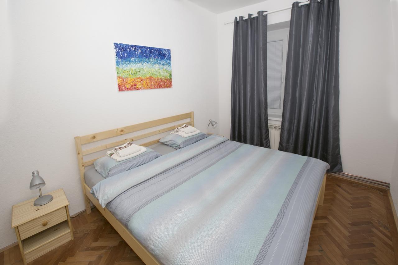 Downtown 3 Bedroom Apartment Sarajevo Exterior photo