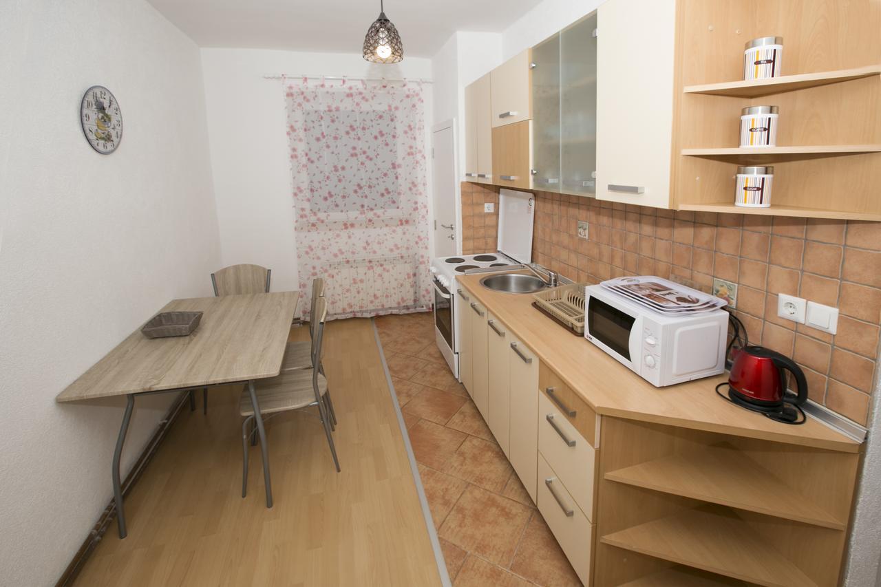 Downtown 3 Bedroom Apartment Sarajevo Exterior photo